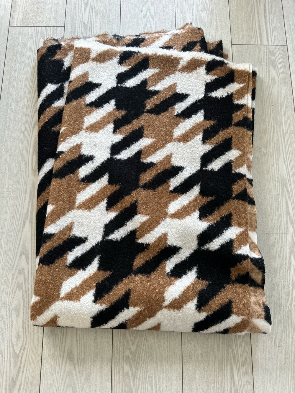 Cozy Houndstooth Fabric in Brown, Black & Cream for Coat or Throw Pillows